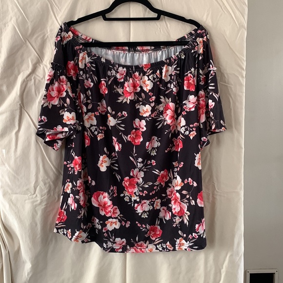 Off the shoulder black and floral print top. New in bag, unbranded, comfortable - Picture 4 of 8